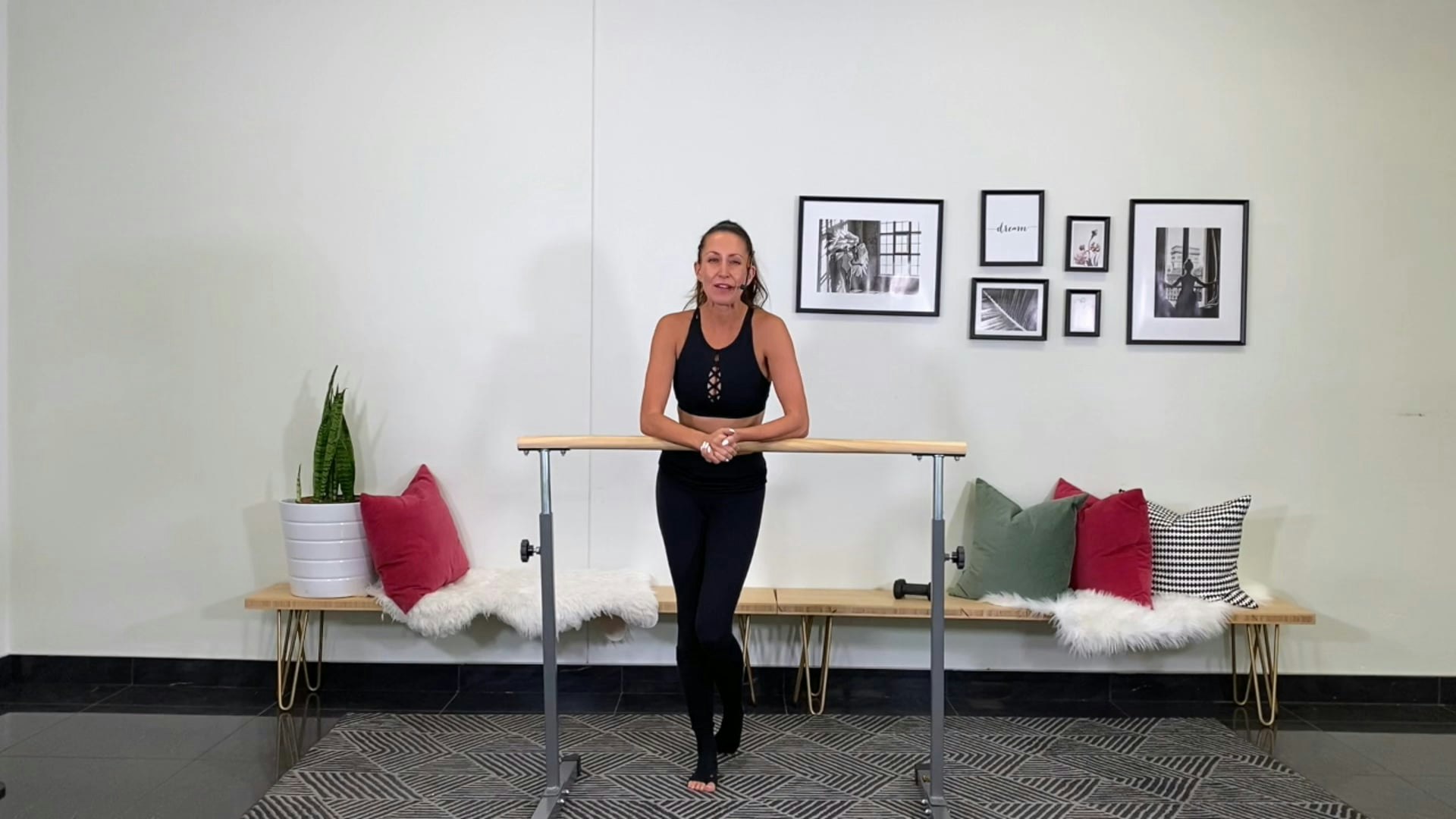 EMOM Total Body Barre Strength | Jill